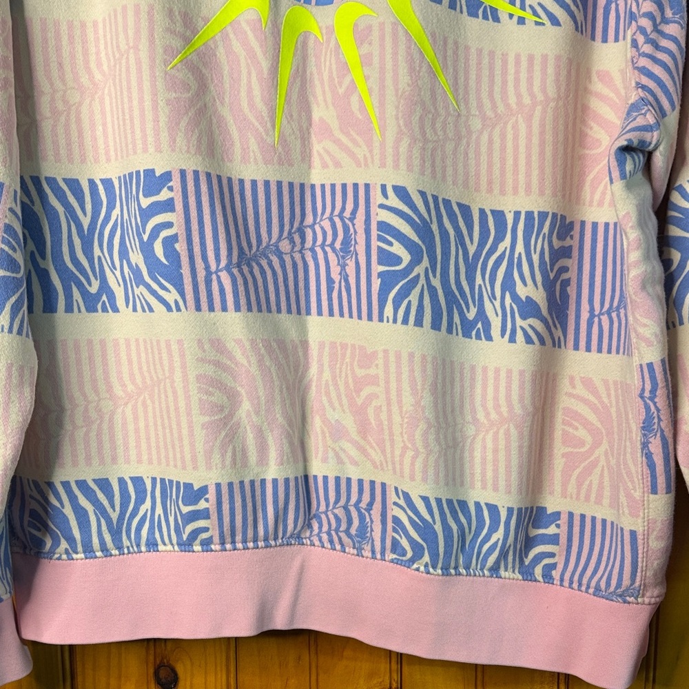 Nike Women's Pastel Striped Sweatshirt - Picture 12 of 12